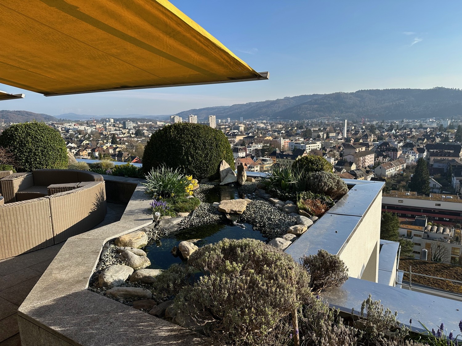 7 rooms terrace house
