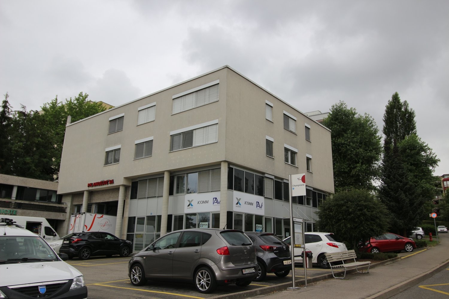 131m² Laden