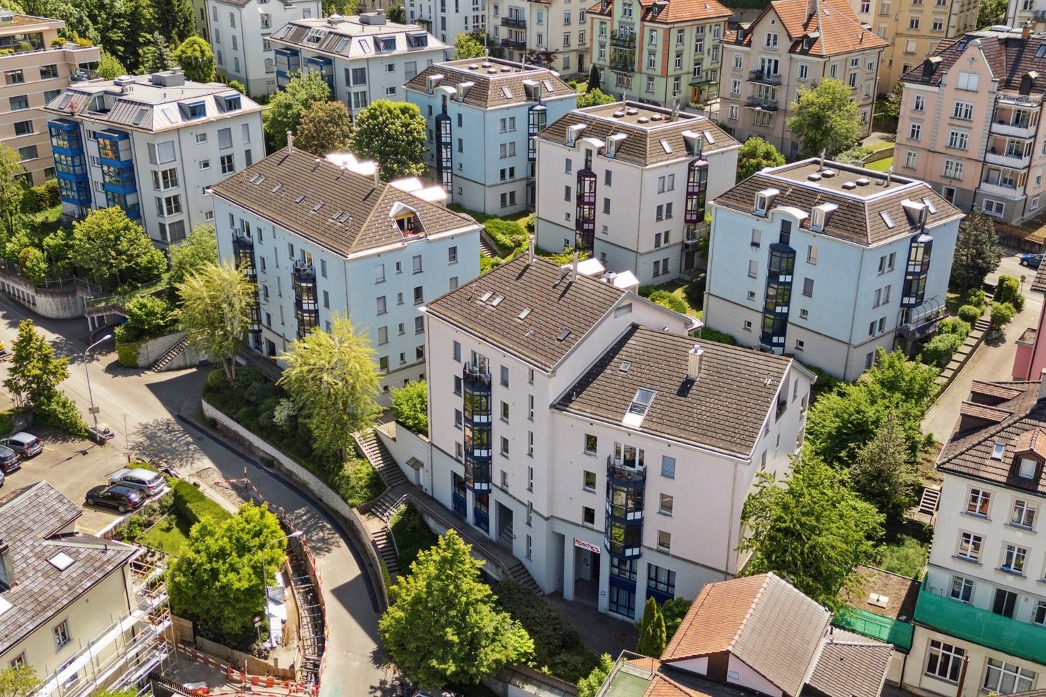 232m² commercial