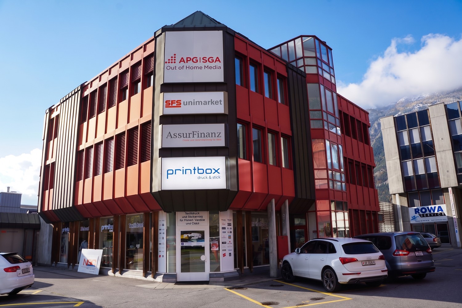 105m² office
