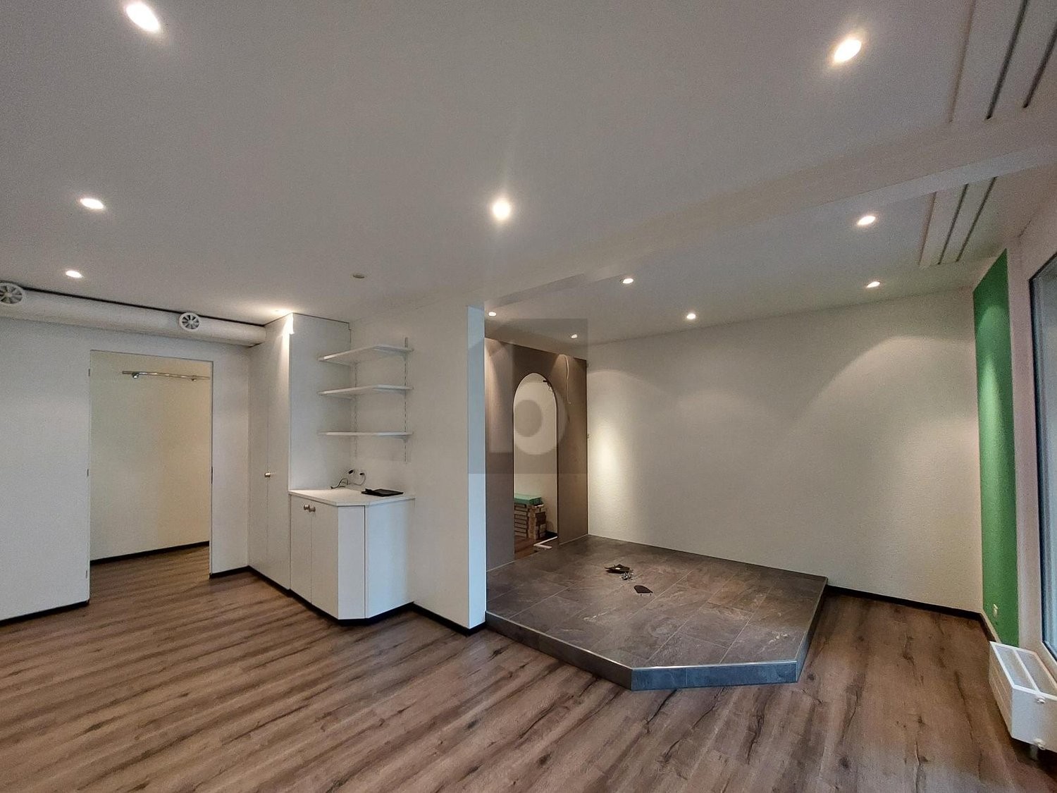 393m² practice