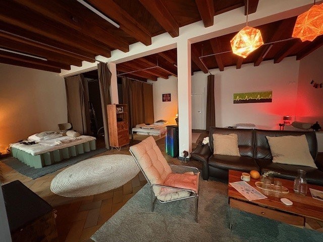 88m² commercial