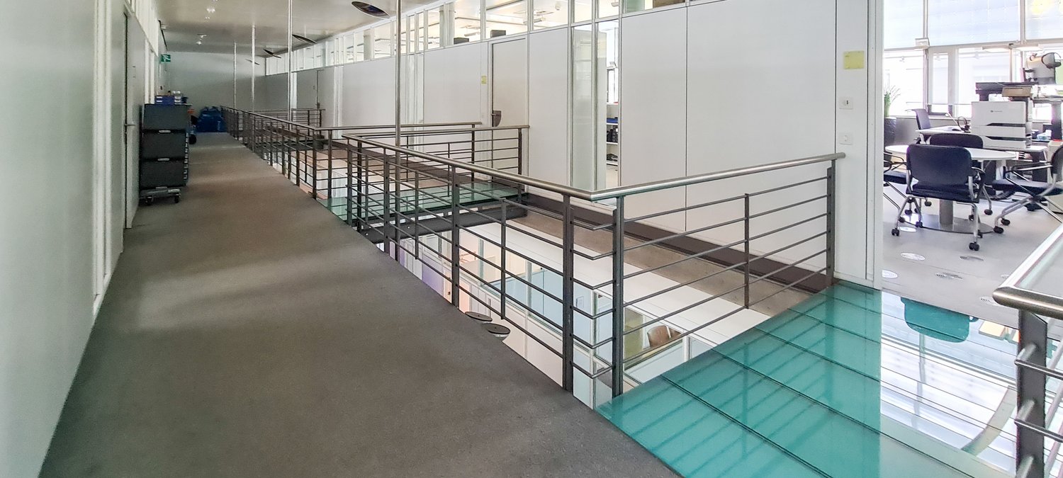 3449m² office