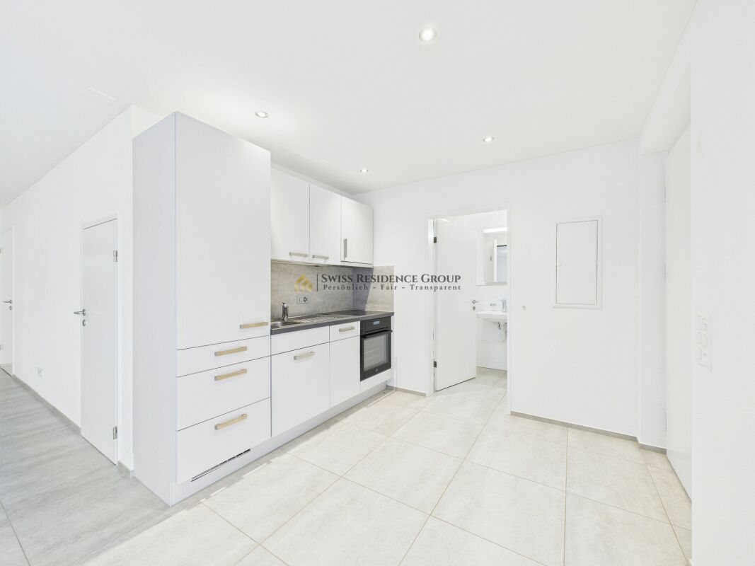 2 rooms bachelor flat