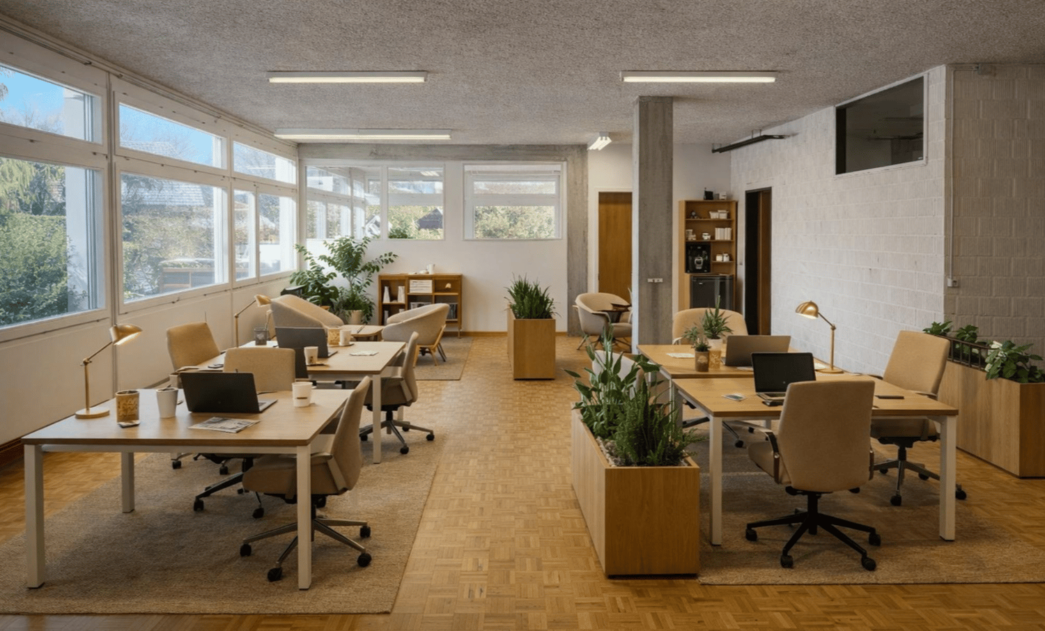 215m² commercial