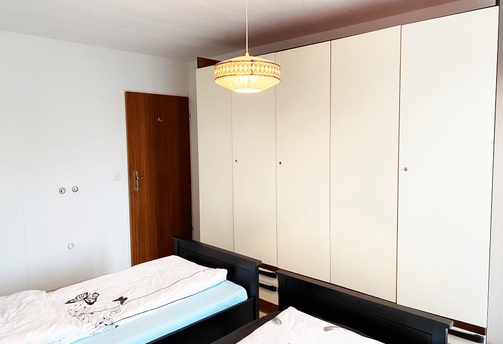 Möblierte 3 ½ Zimmer Wohnung