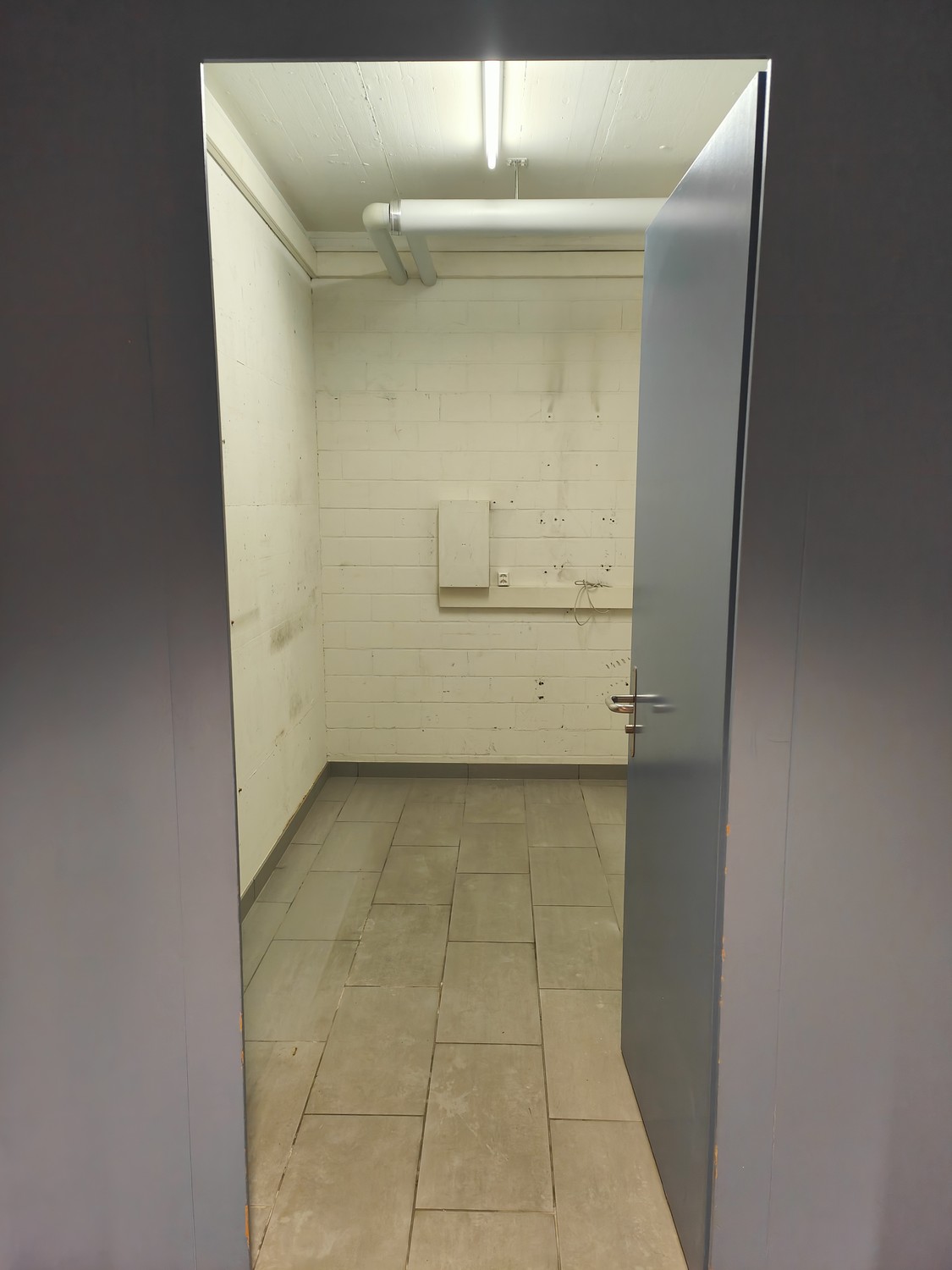 264m² commercial