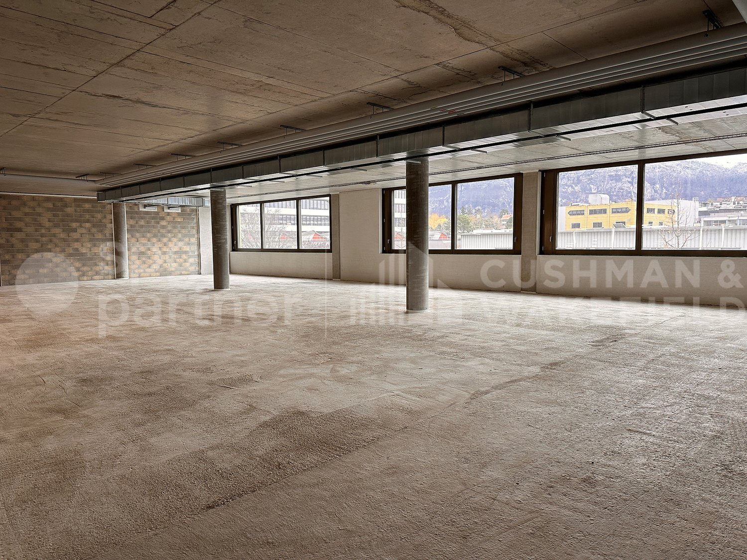 140m² Büro