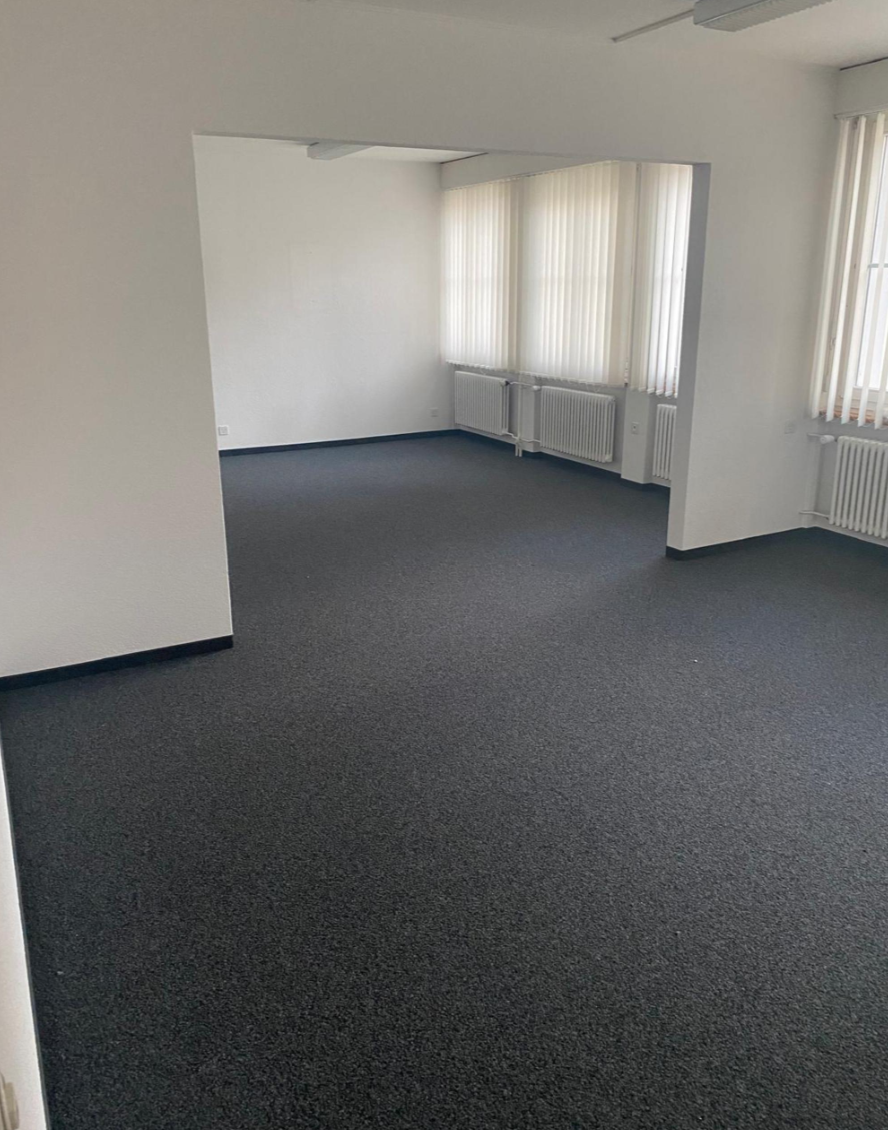 63m² office