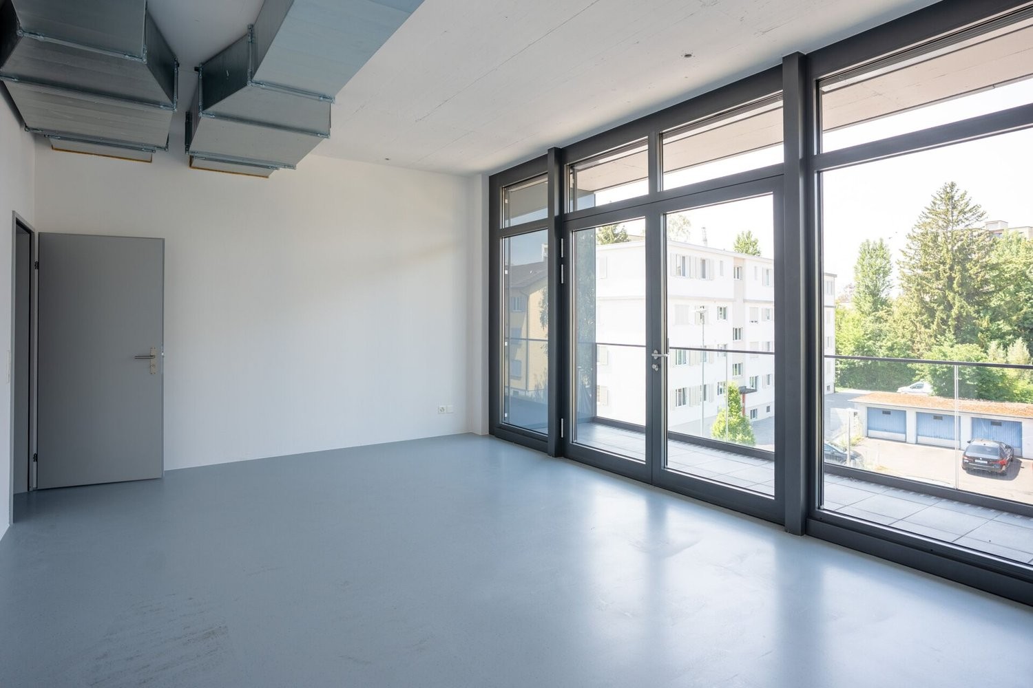 593m² commerciale