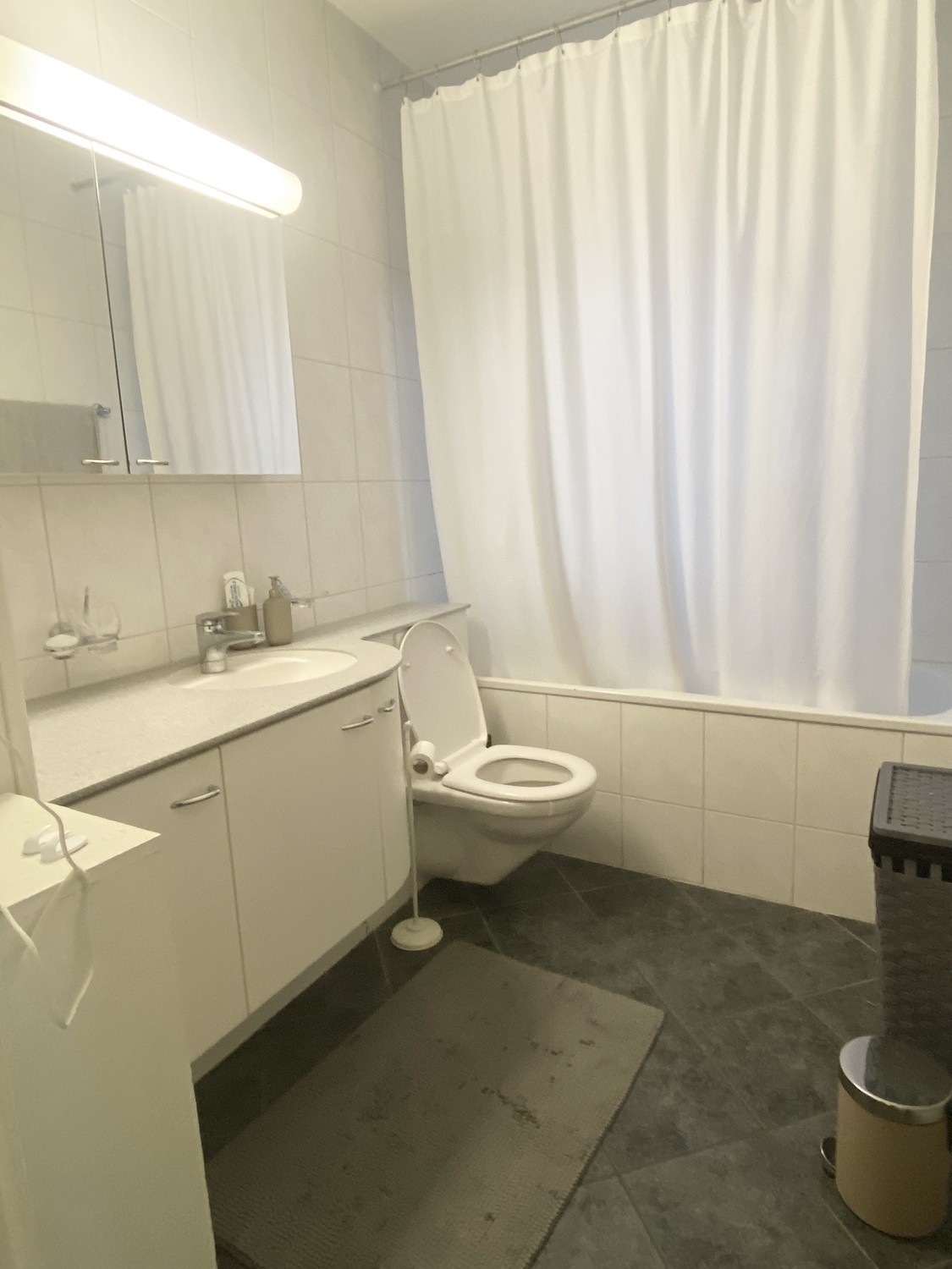 3 rooms apartment
