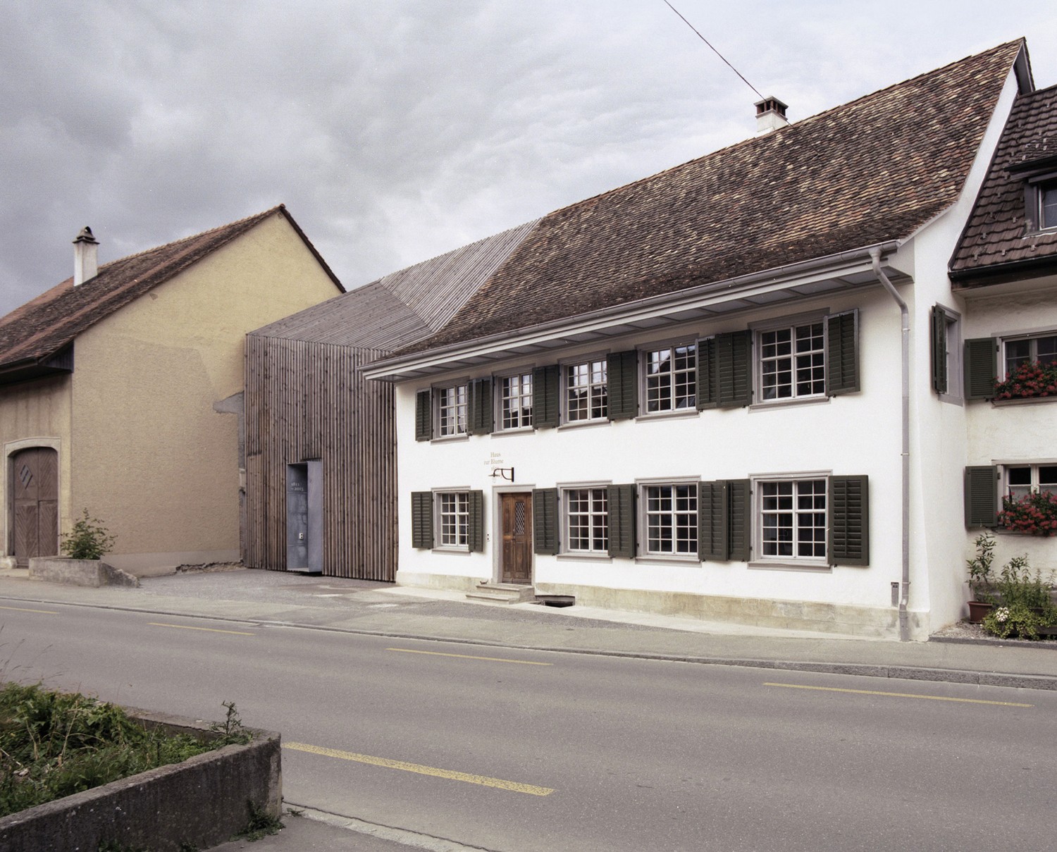 5 rooms single house