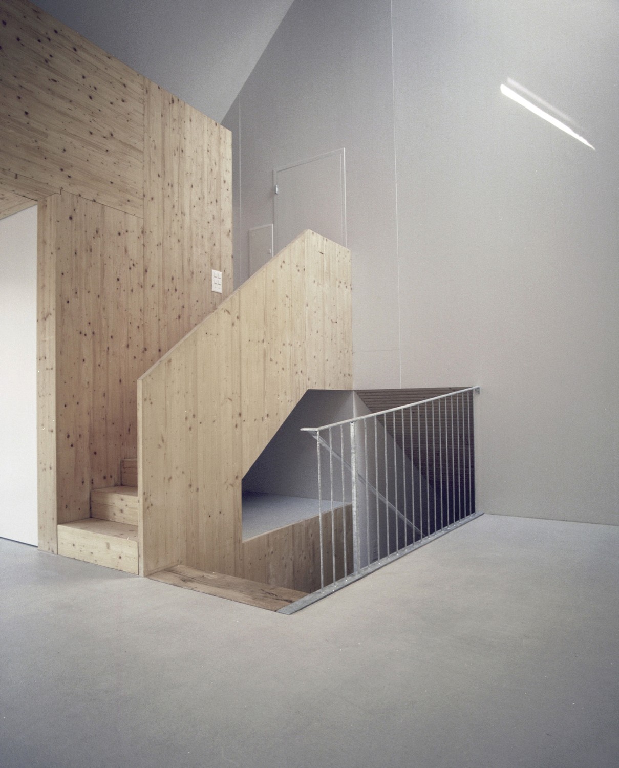 5 rooms single house
