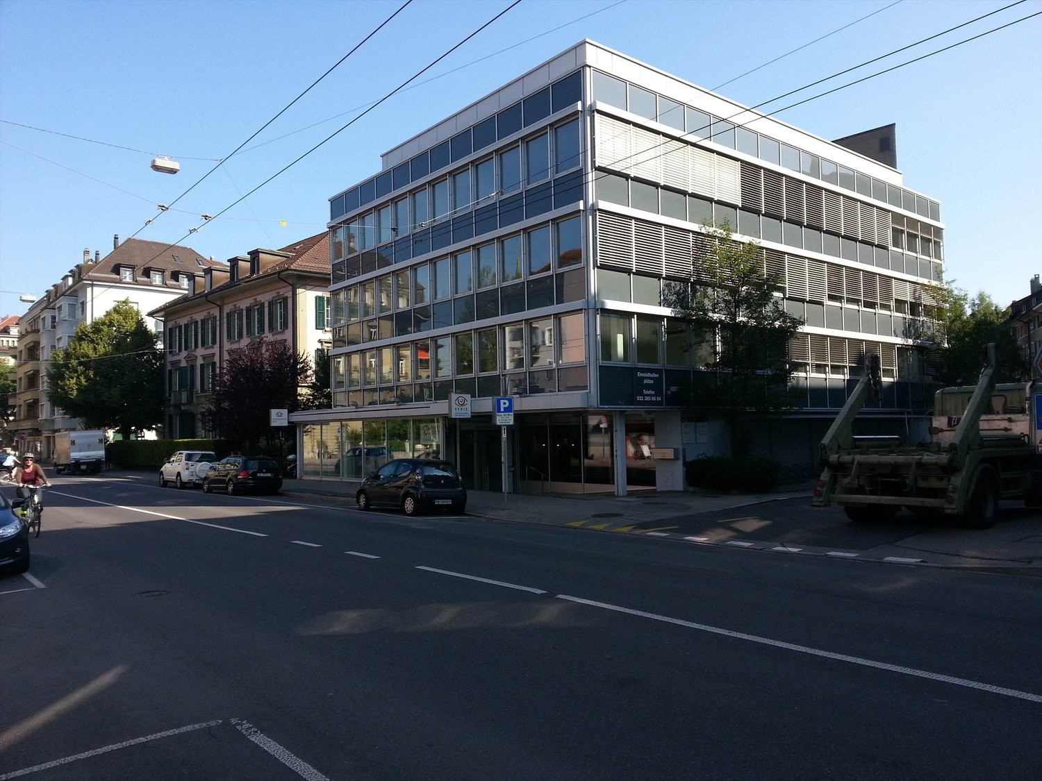 850m² commercial