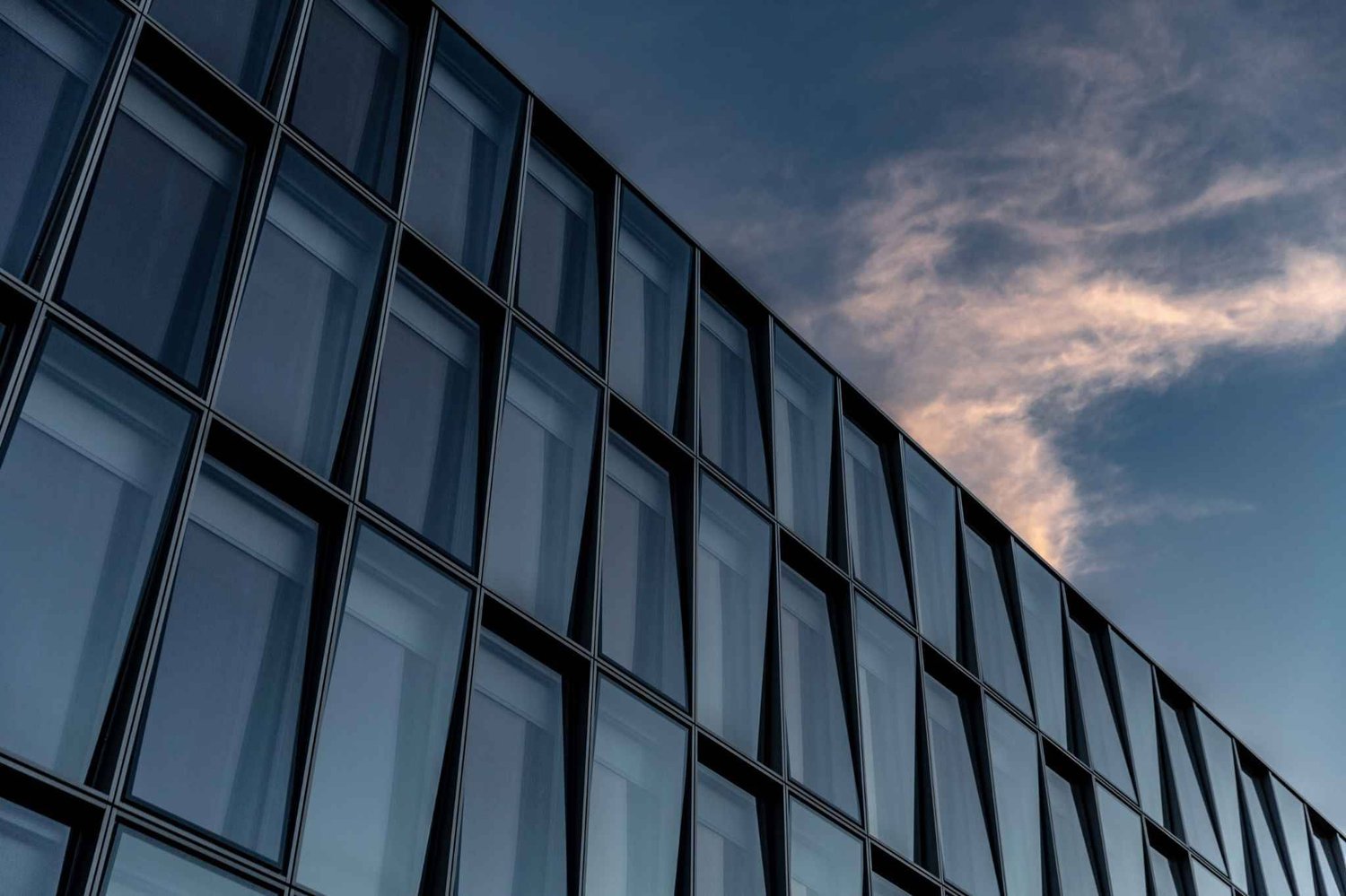 468m² office