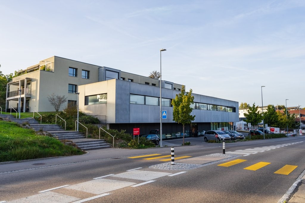 175m² office