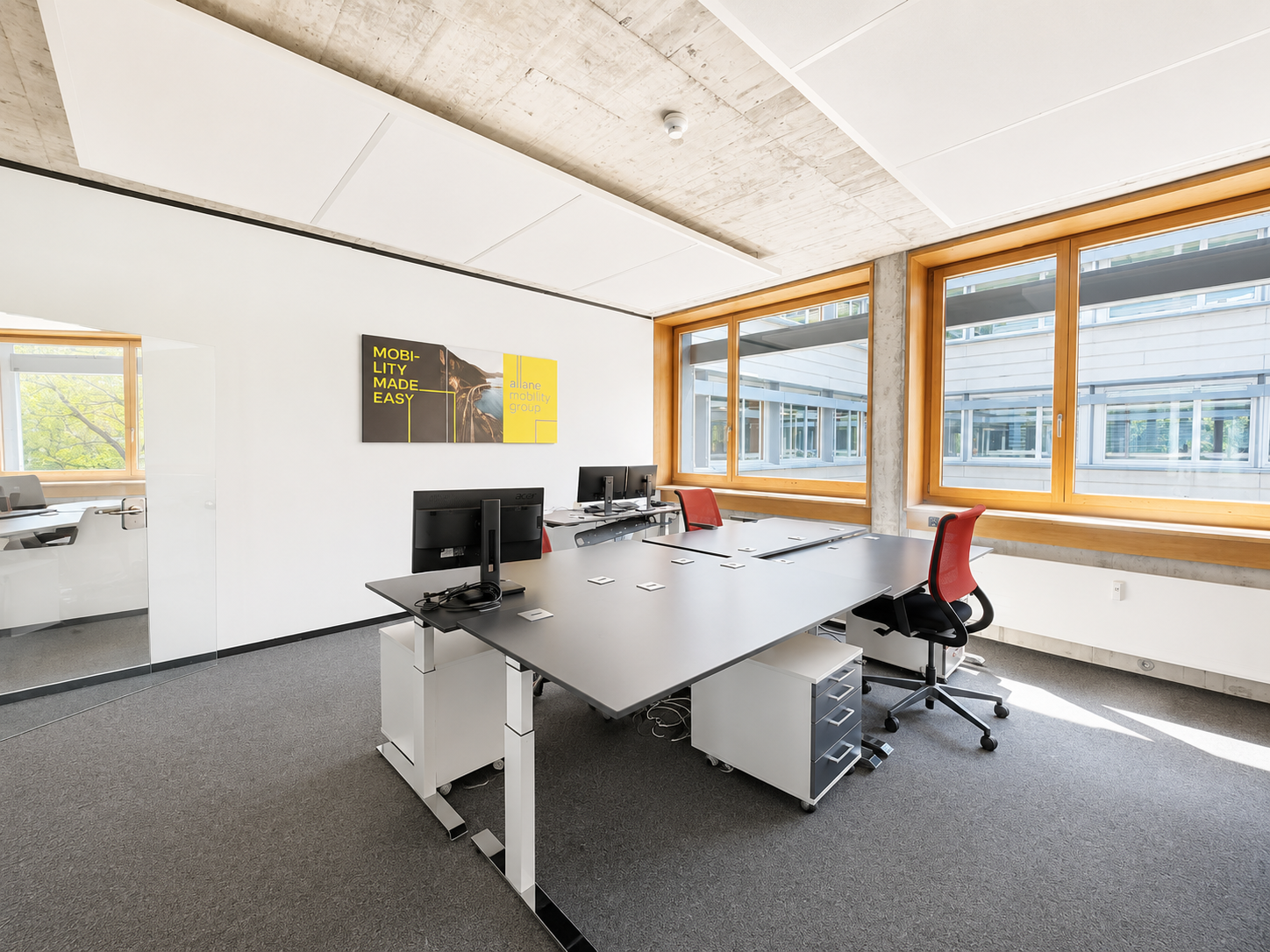277m² office