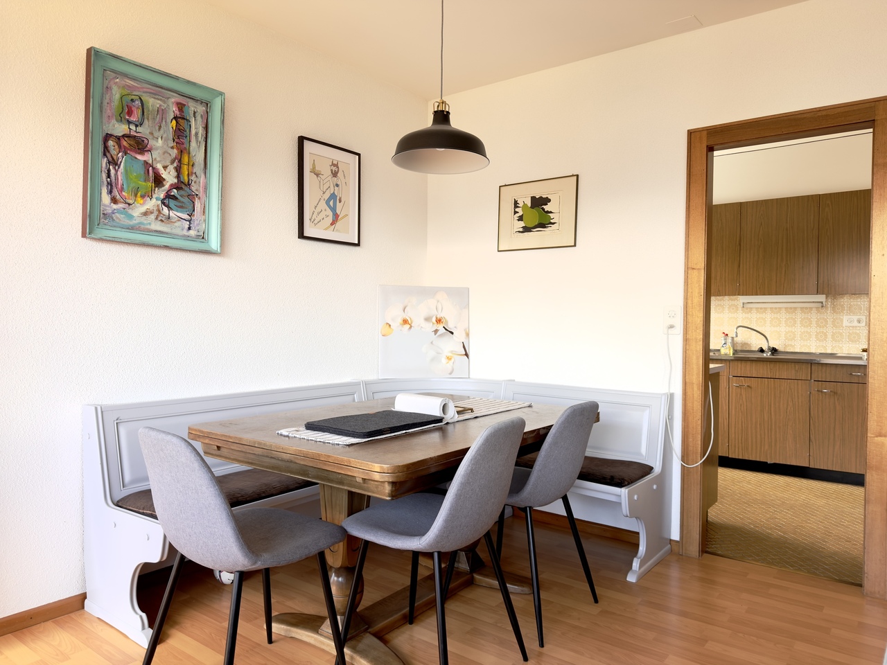 4 ½ Zimmer möblierte Wohnung