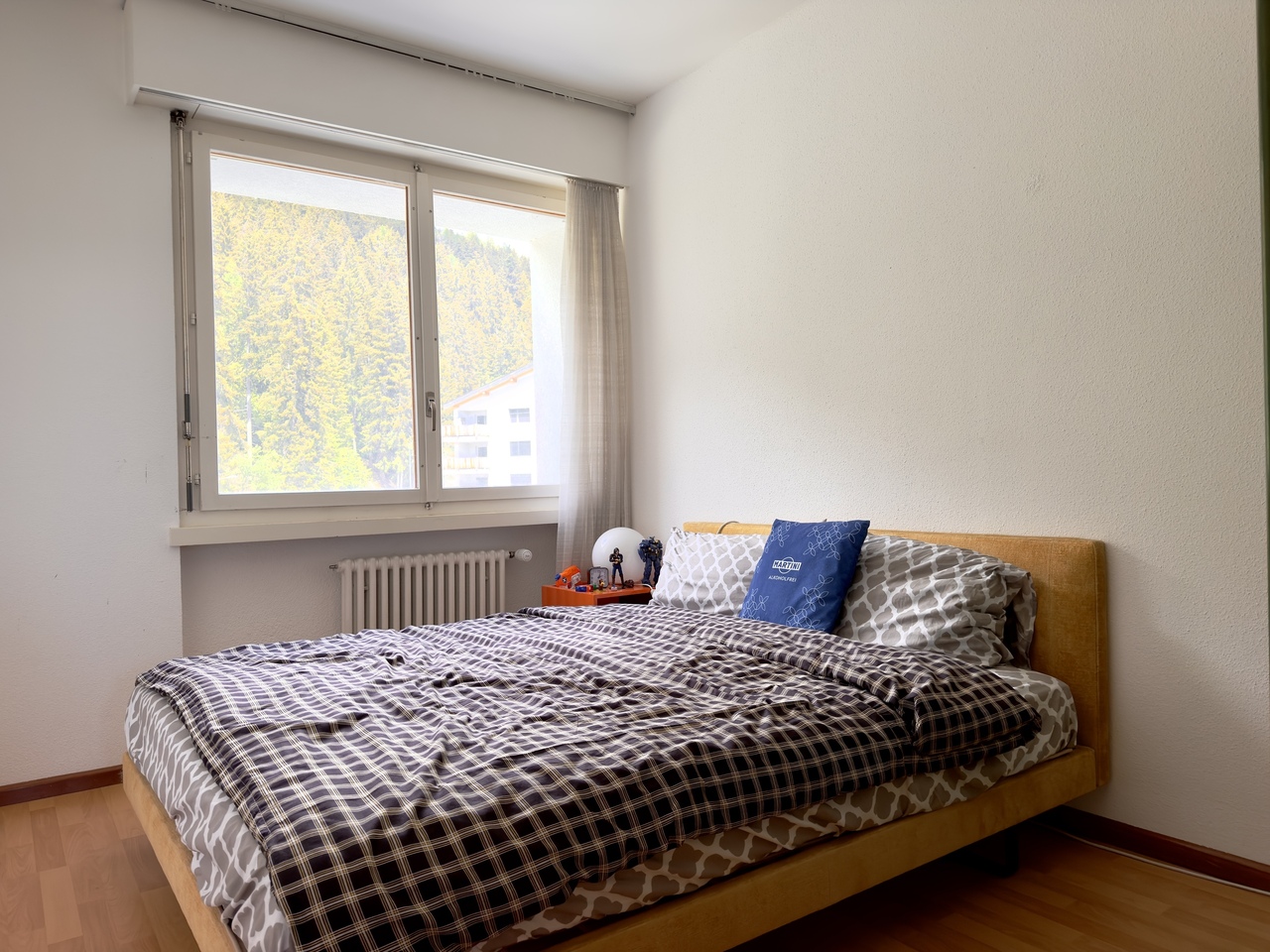 4 ½ Zimmer möblierte Wohnung