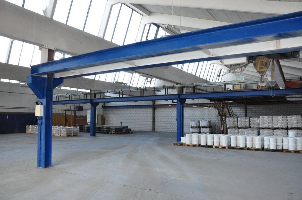 1100m² commercial
