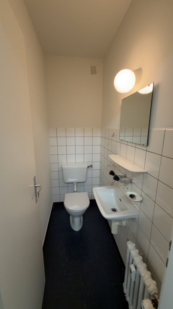 54m² office