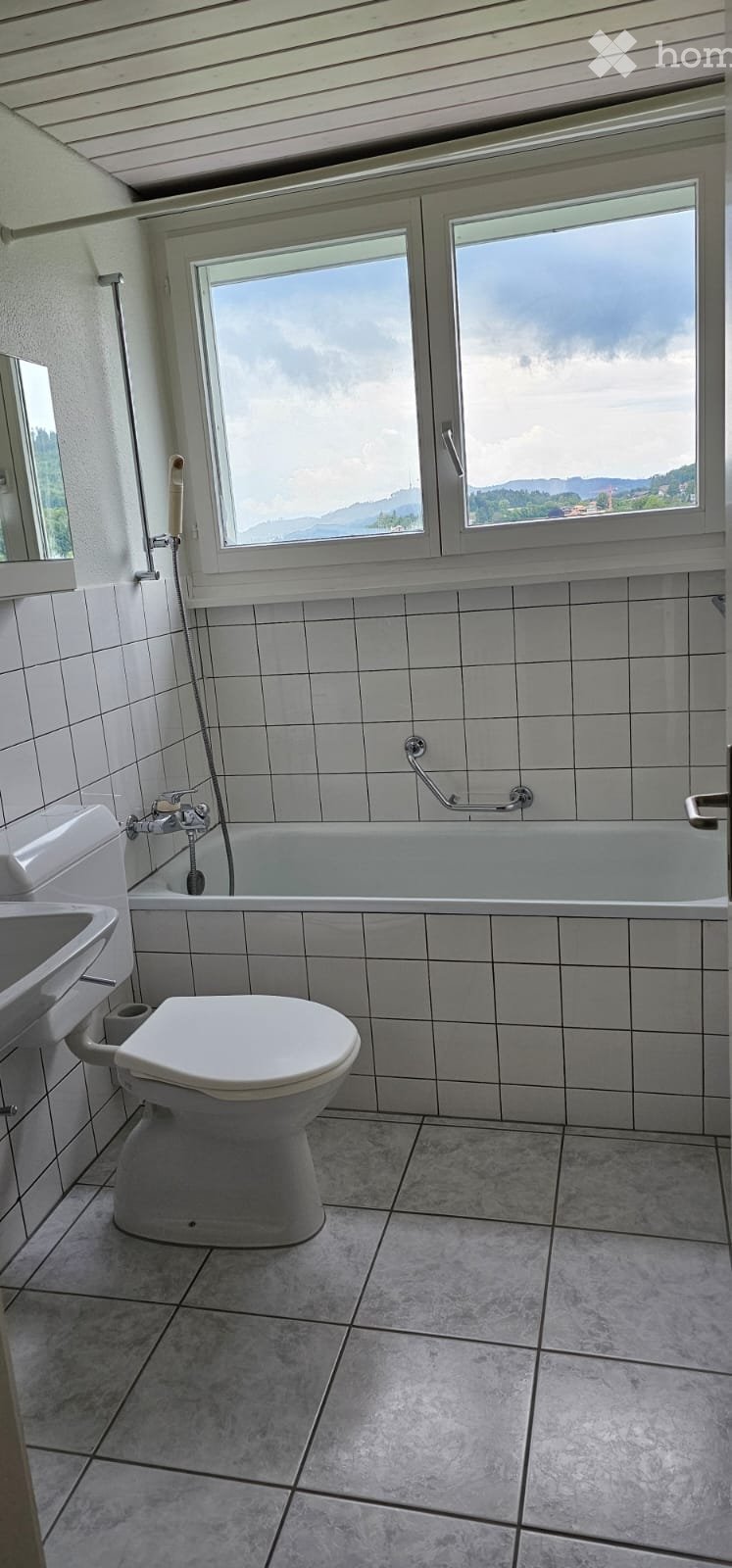 4 rooms apartment