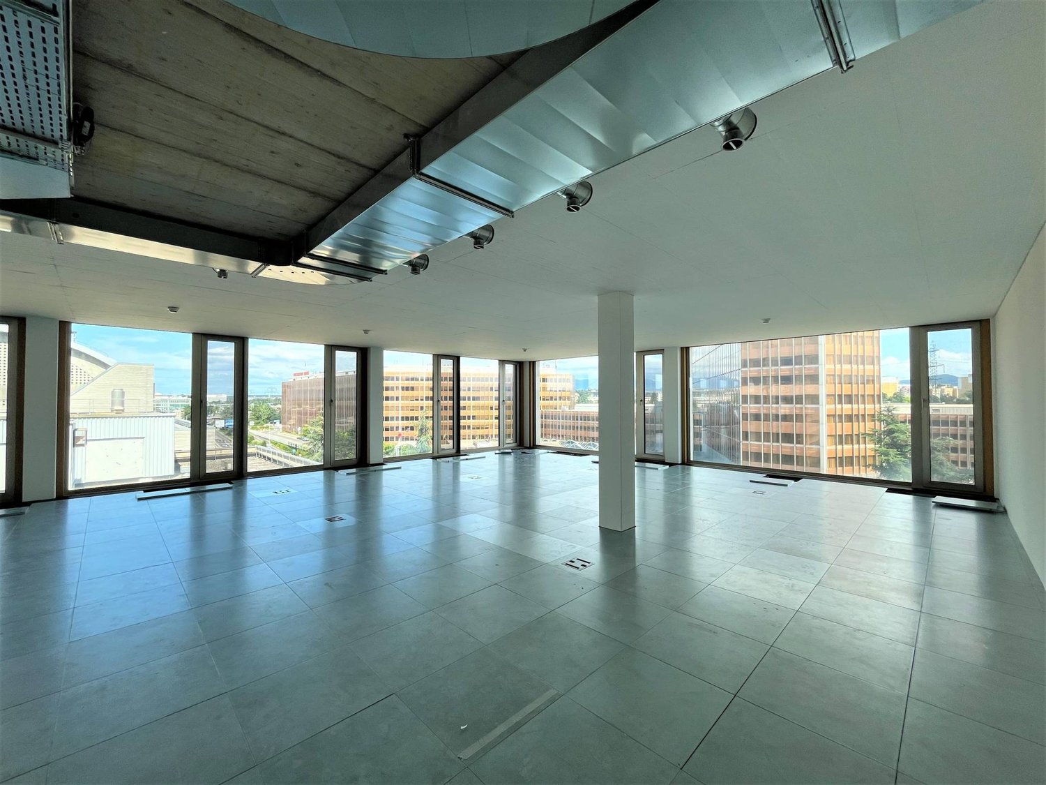 ufficio di 302m²