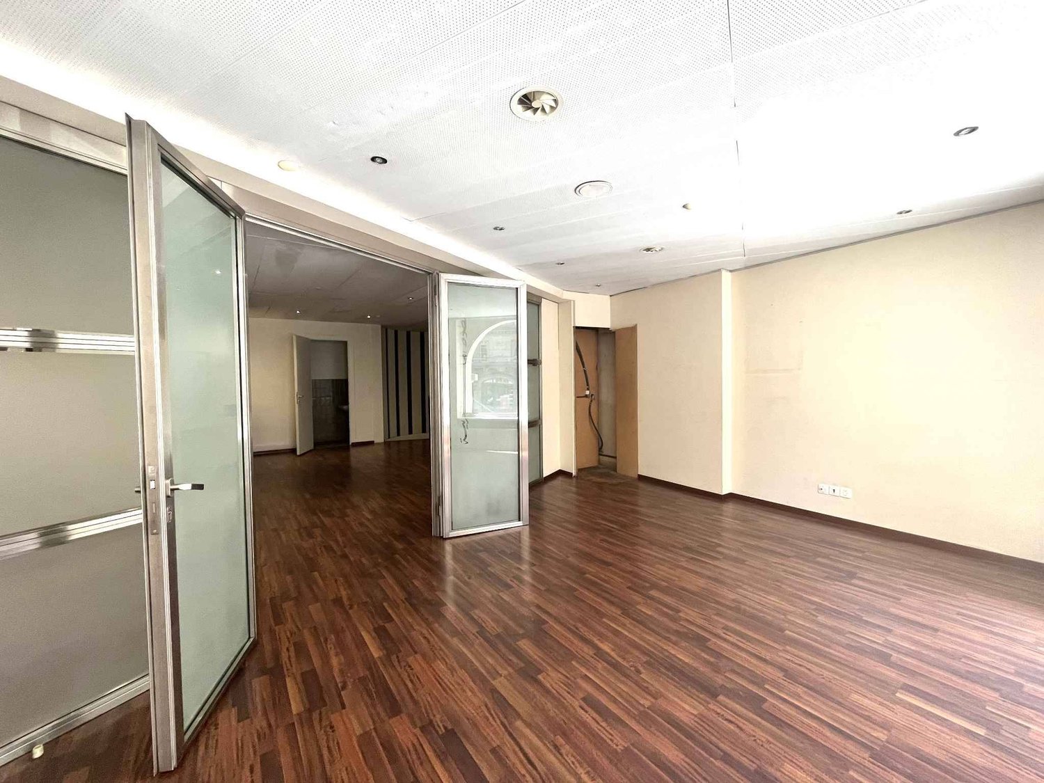 242m² Ladenlokalität
