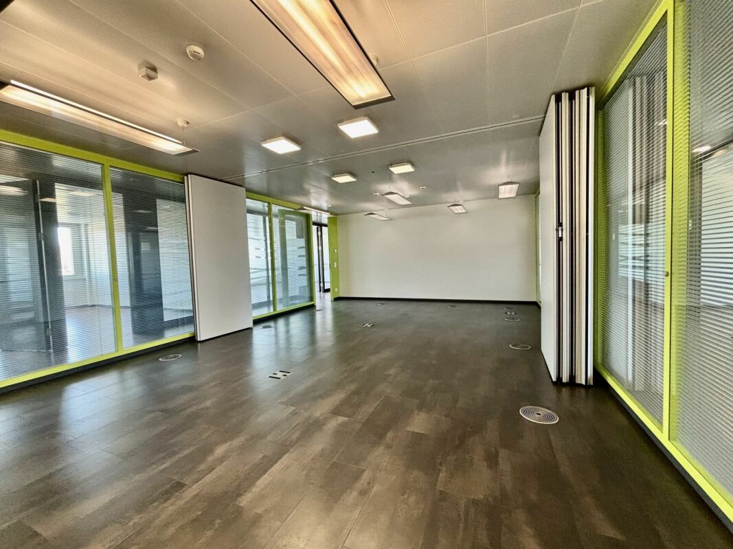 350m² Büro