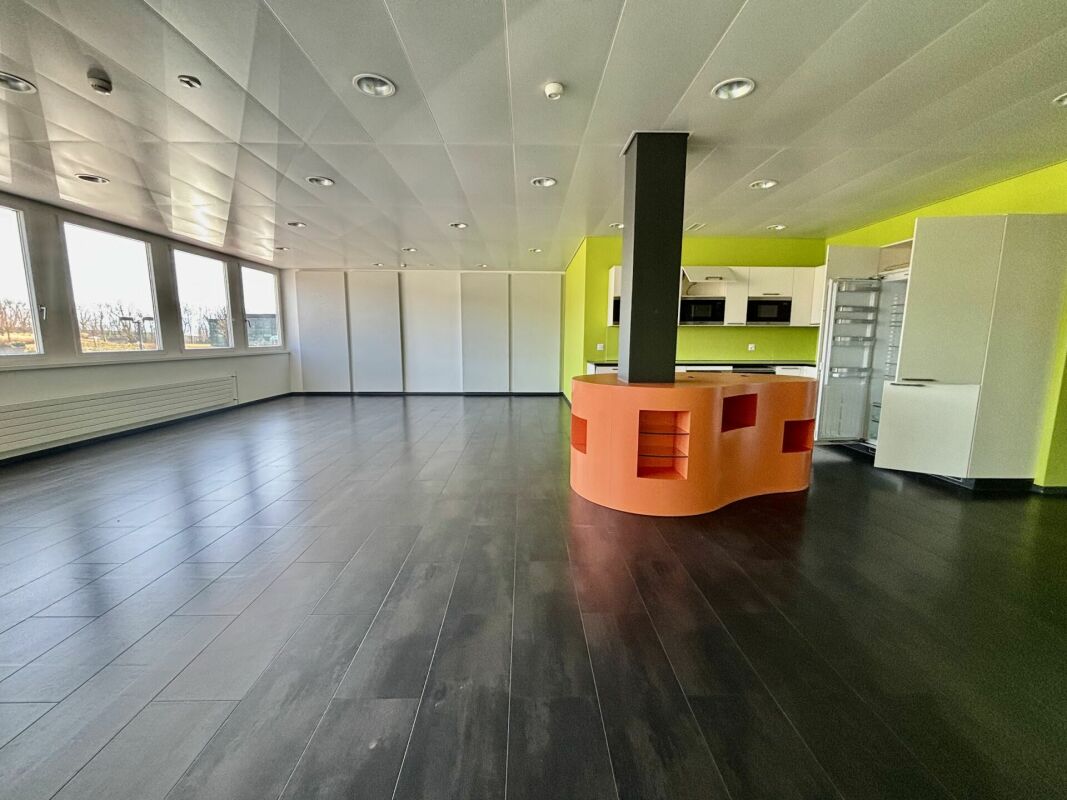 350m² Büro