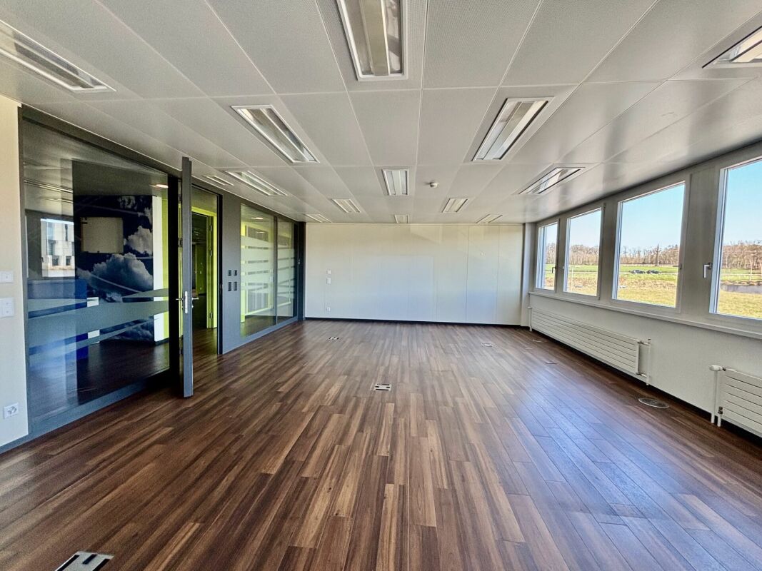 350m² Büro