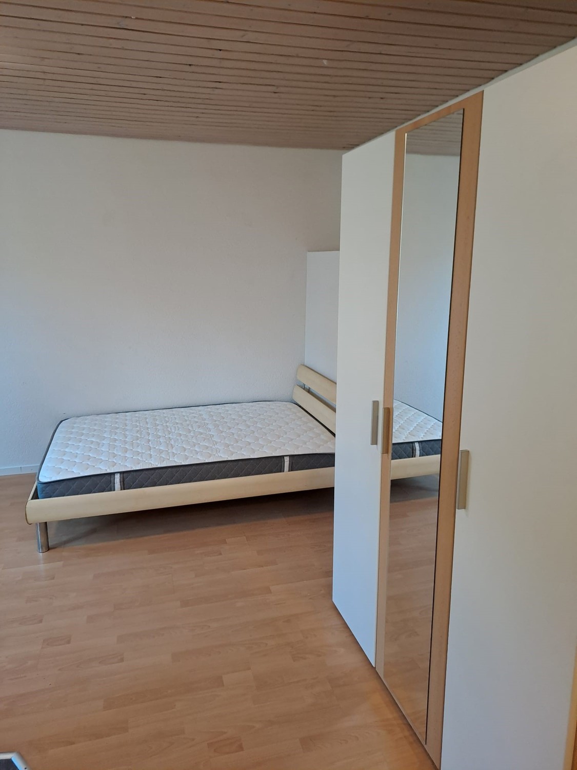 1 room furnished flat