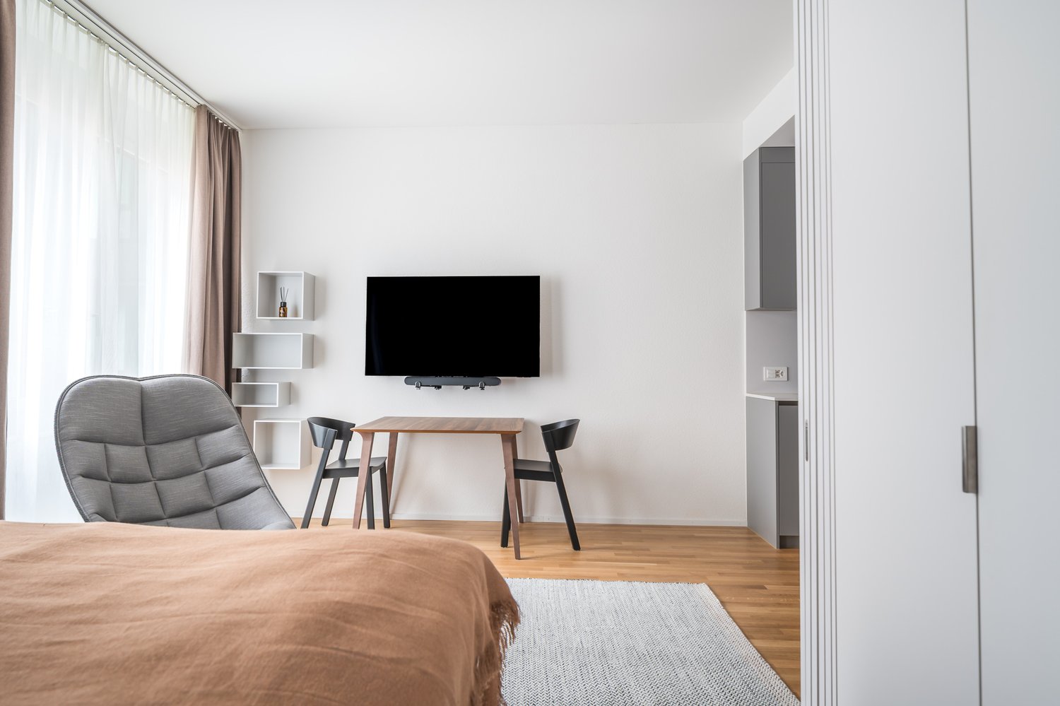 2 ½ pièces appartement meublé