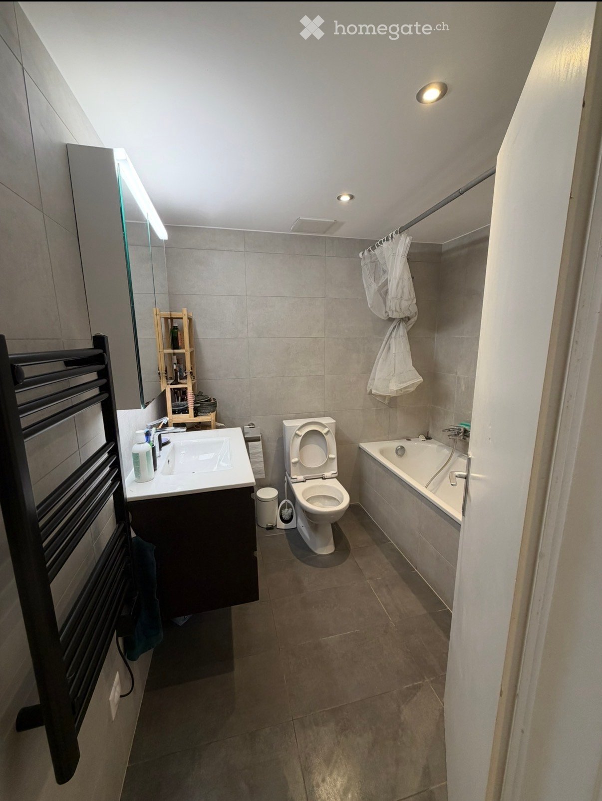 4 rooms apartment