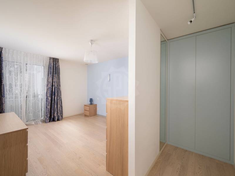 7-Zimmer-Wohnung