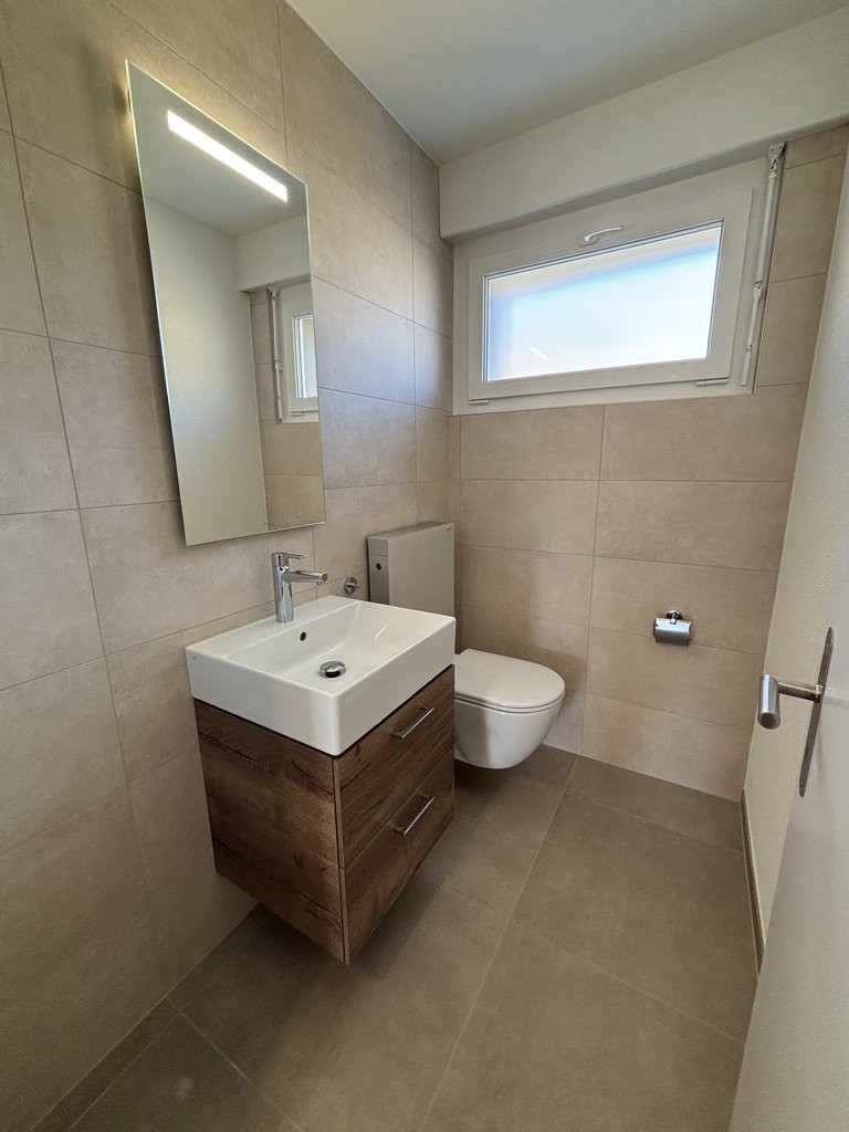 5 rooms apartment