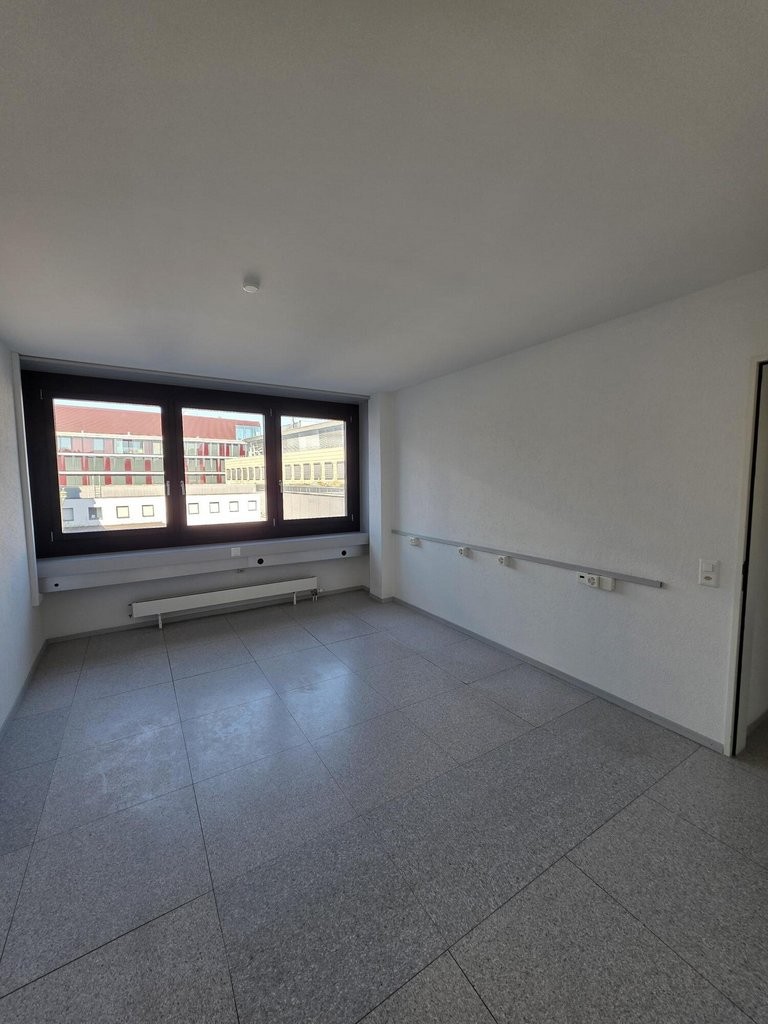58m² office