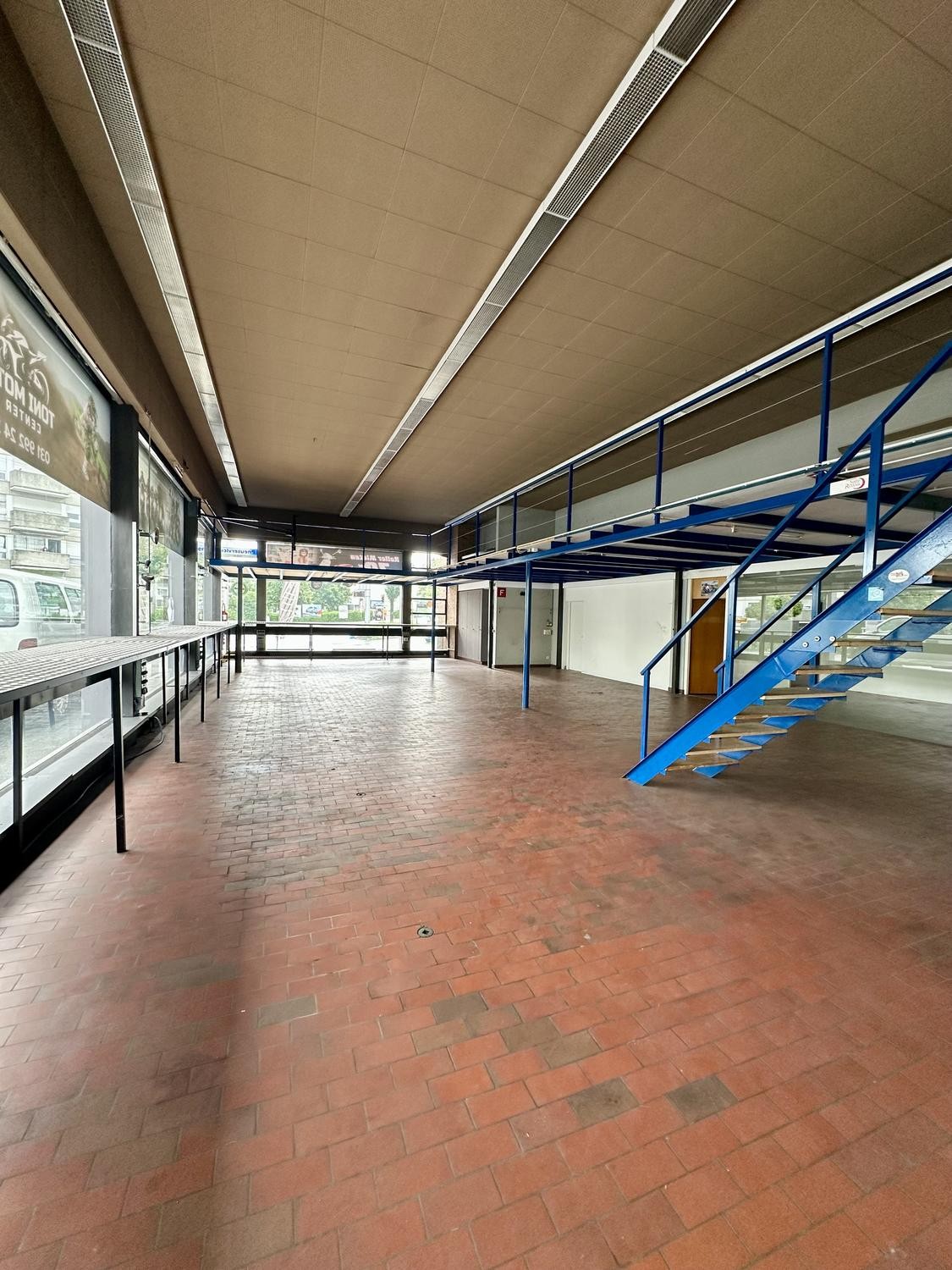 483m² atelier