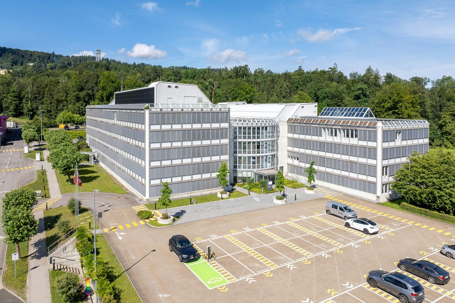 12m² office