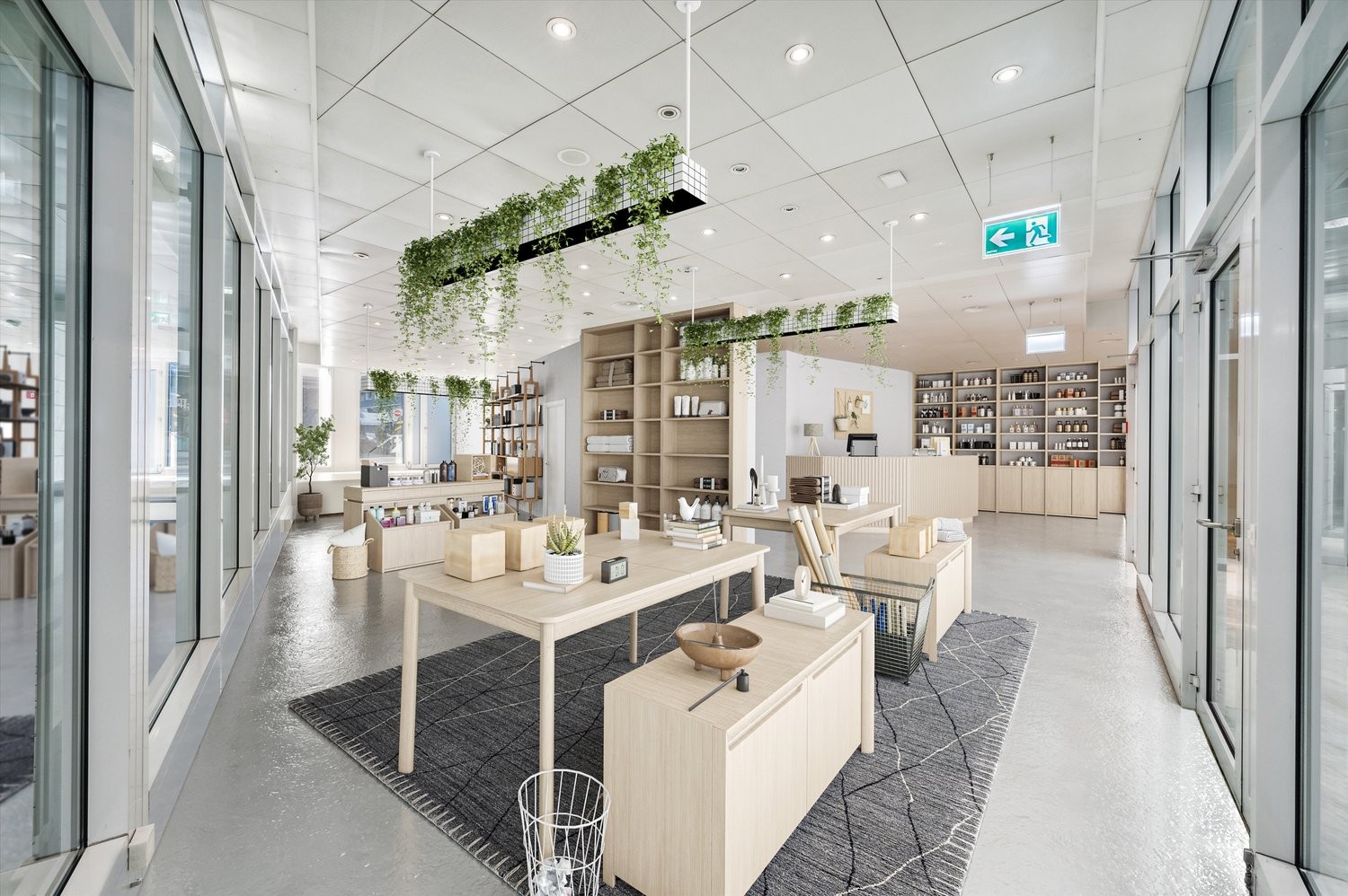 121m² commercial