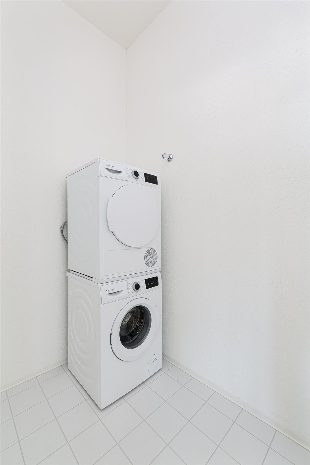 1 room studio