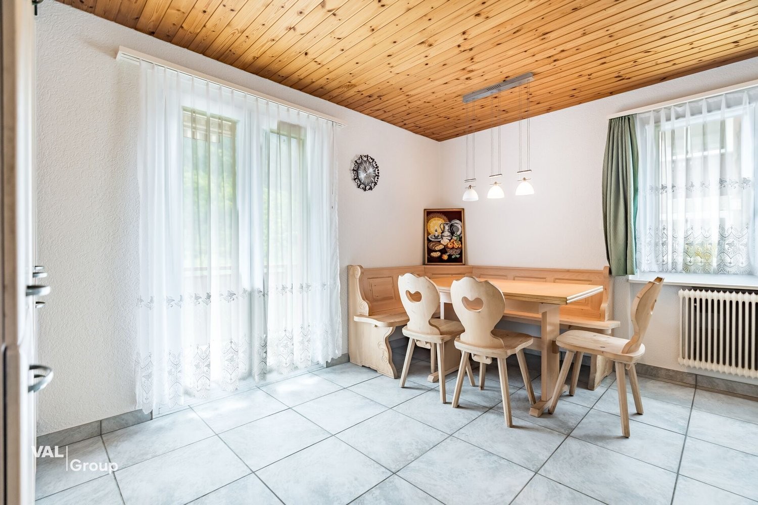 8 ½ rooms single house