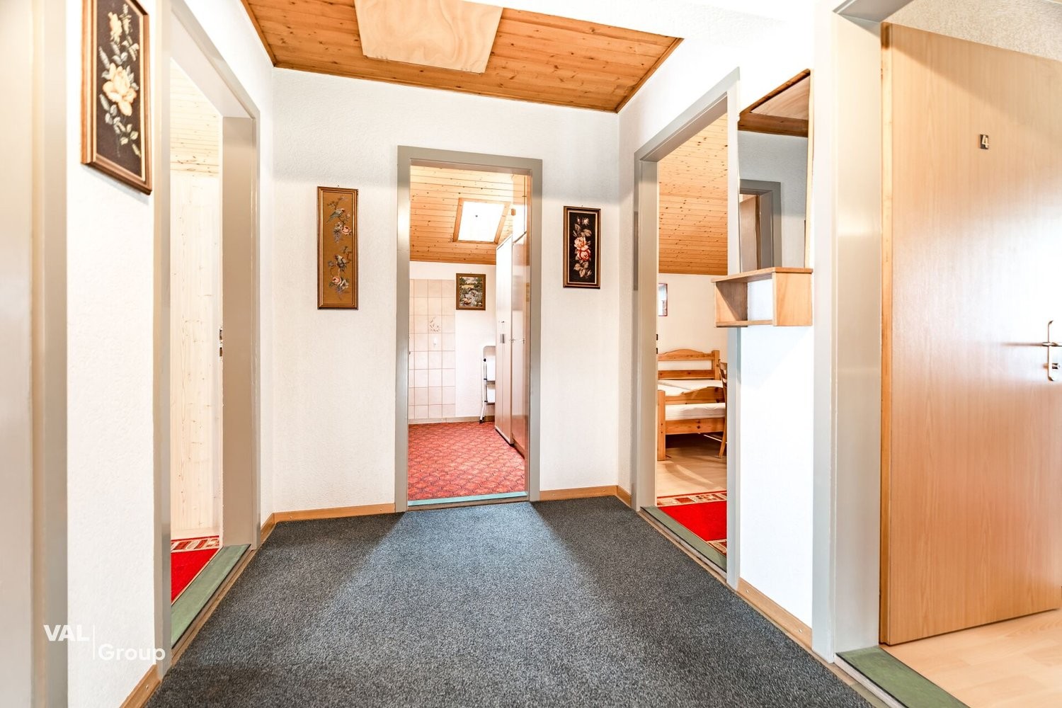 8 ½ rooms single house