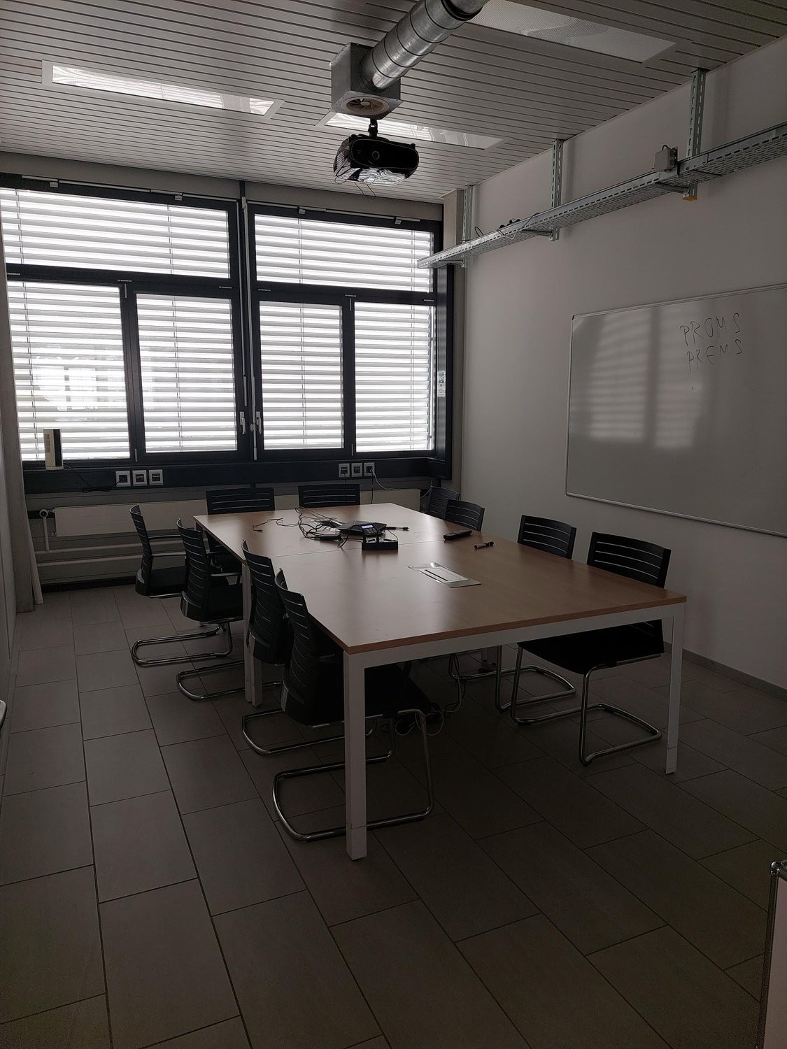 124m² Laden