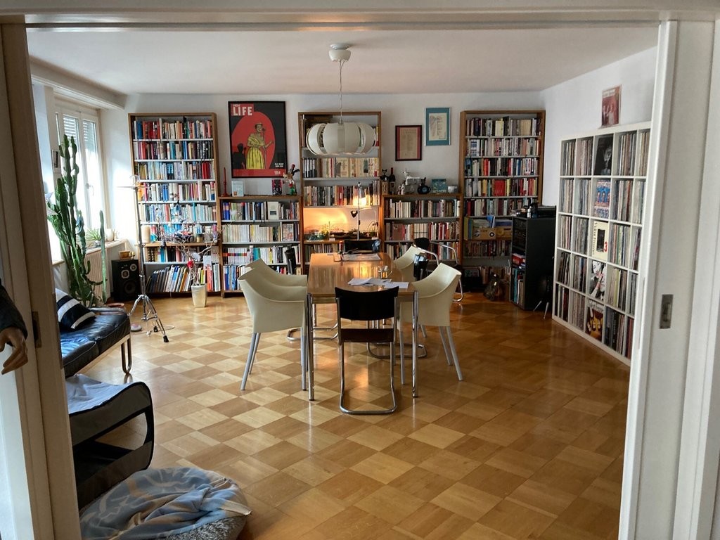 5 rooms apartment