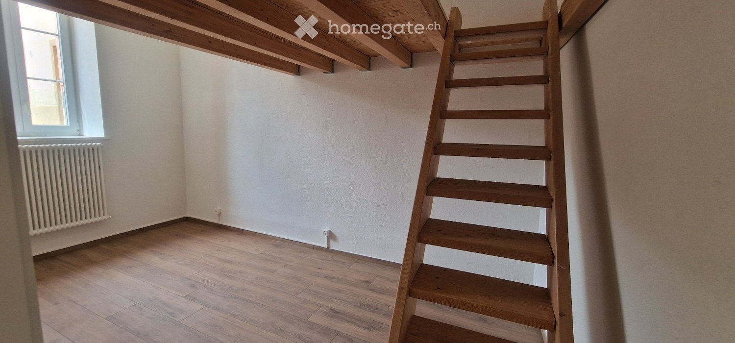 5 rooms apartment