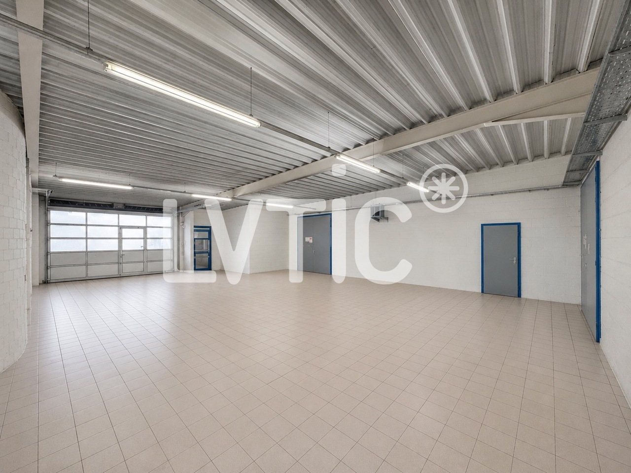 795m² atelier
