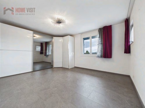 800m² commerciale