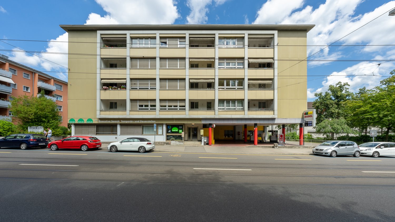 3 rooms apartment