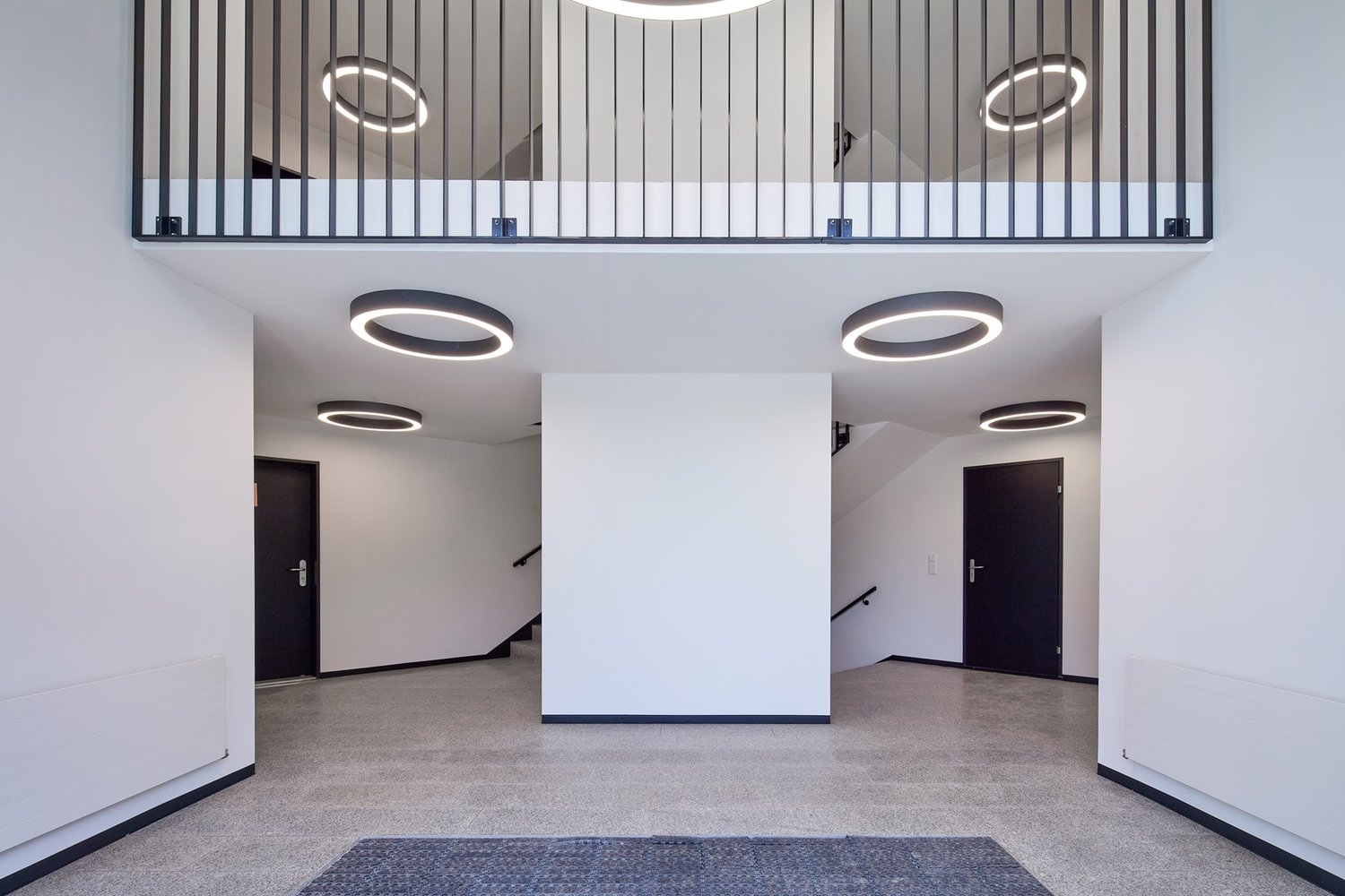 1216m² commercial